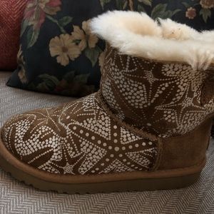 Girl’s UGGS Boots
